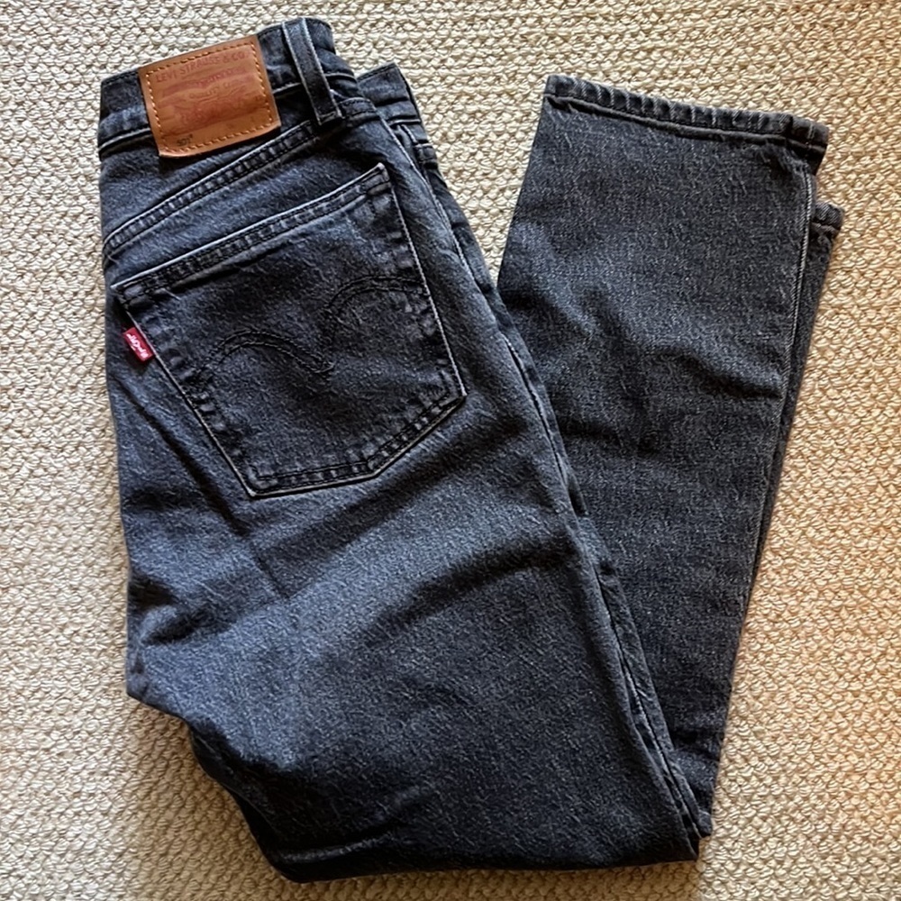 Levi’s 501 high waisted jeans - Picture 1 of 3